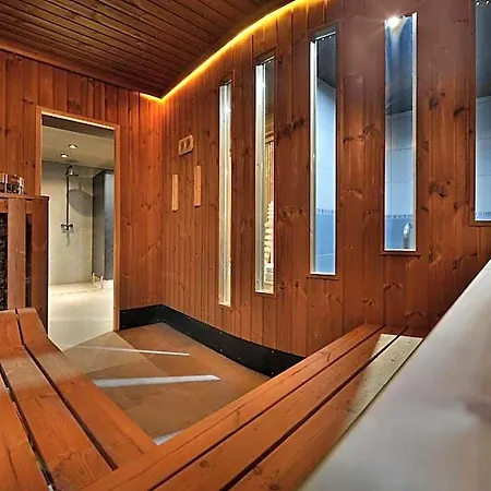 Hotel Maxmilian Lifestyle