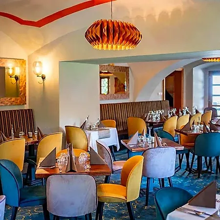 Maxmilian Lifestyle Hotel 4*